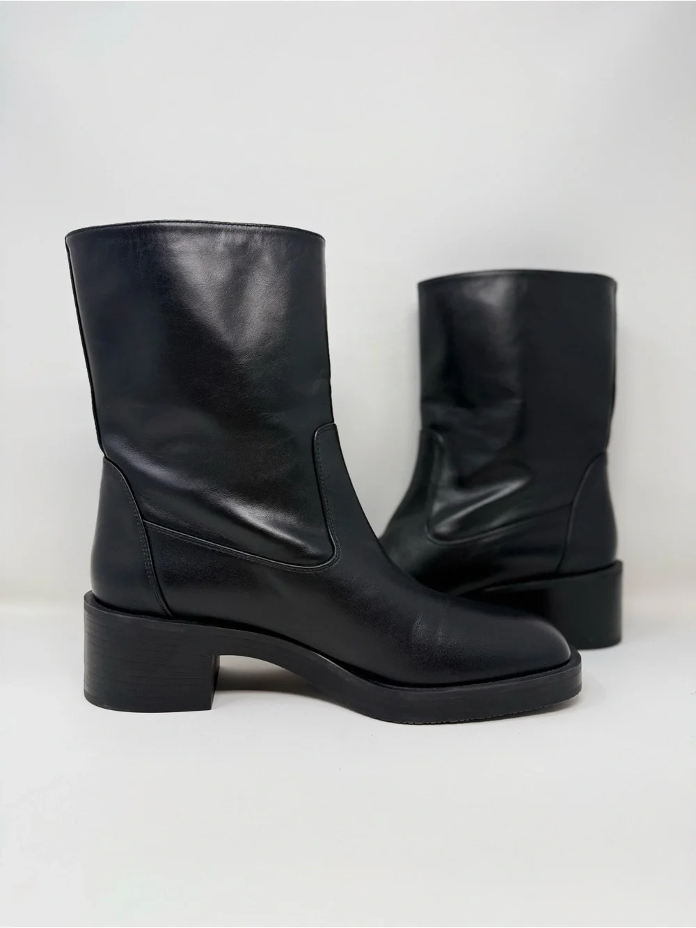 New Stuart Weitzman Kaia Leather Ankle Boot Black Sz 9.5